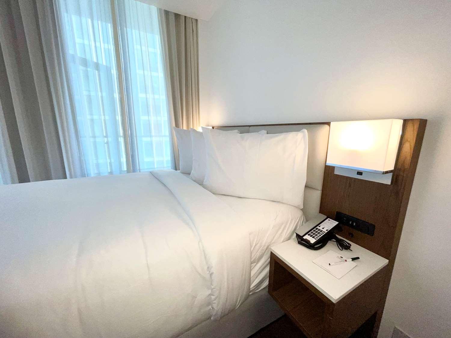 Best Western Premier Empire State Hotel Нью-Йорк Екстер'єр фото