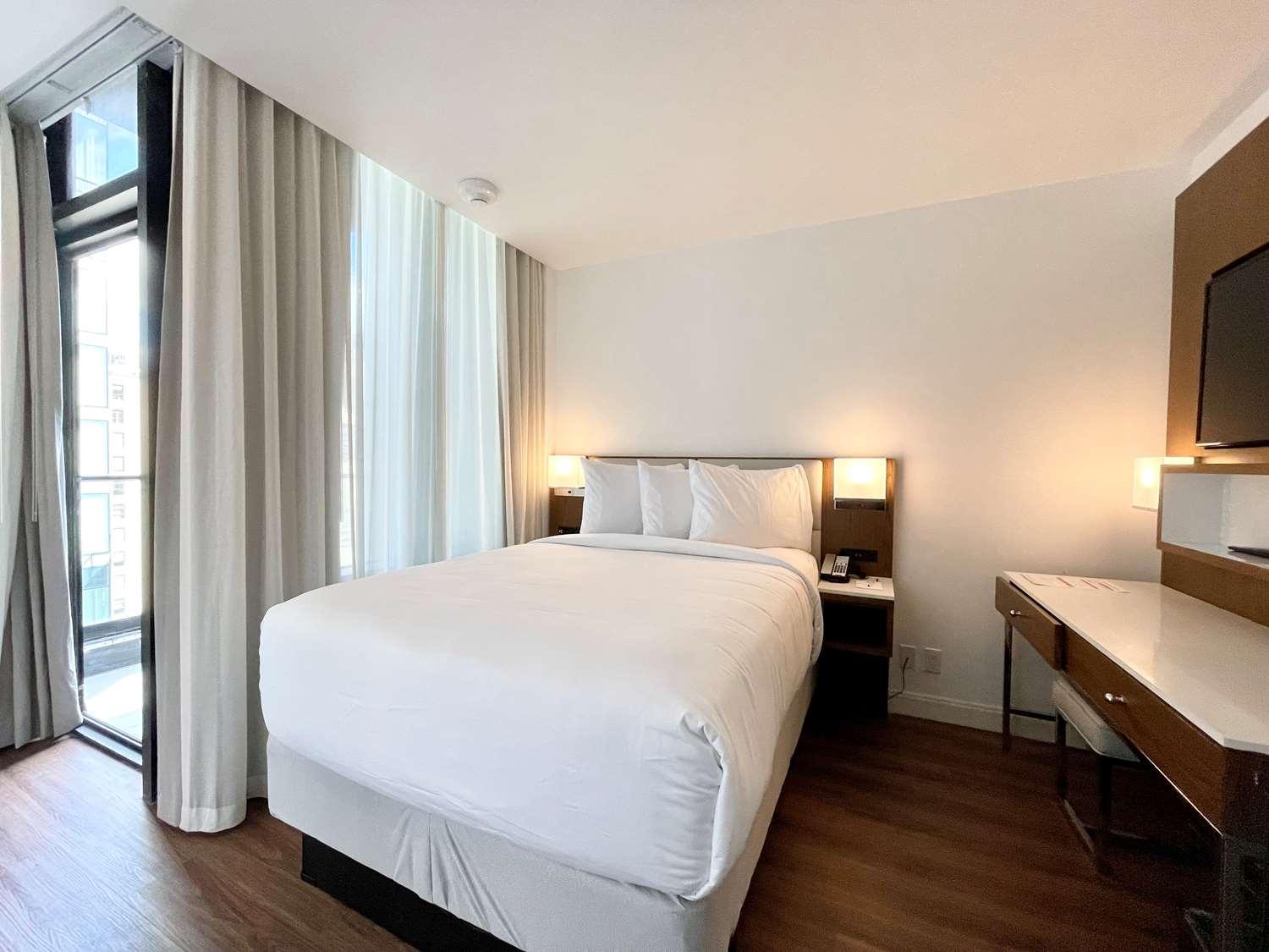 Best Western Premier Empire State Hotel Нью-Йорк Екстер'єр фото